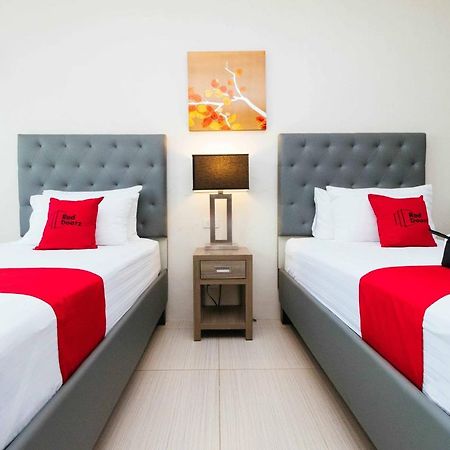 Reddoorz Premium @ Sampaloc Makati Makati City Exterior foto
