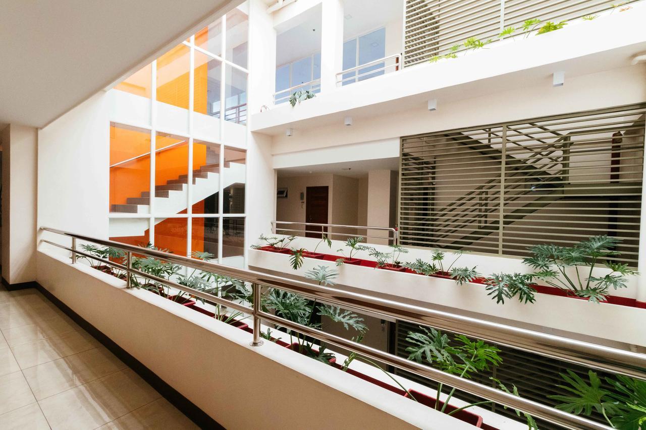 Reddoorz Premium @ Sampaloc Makati Makati City Exterior foto