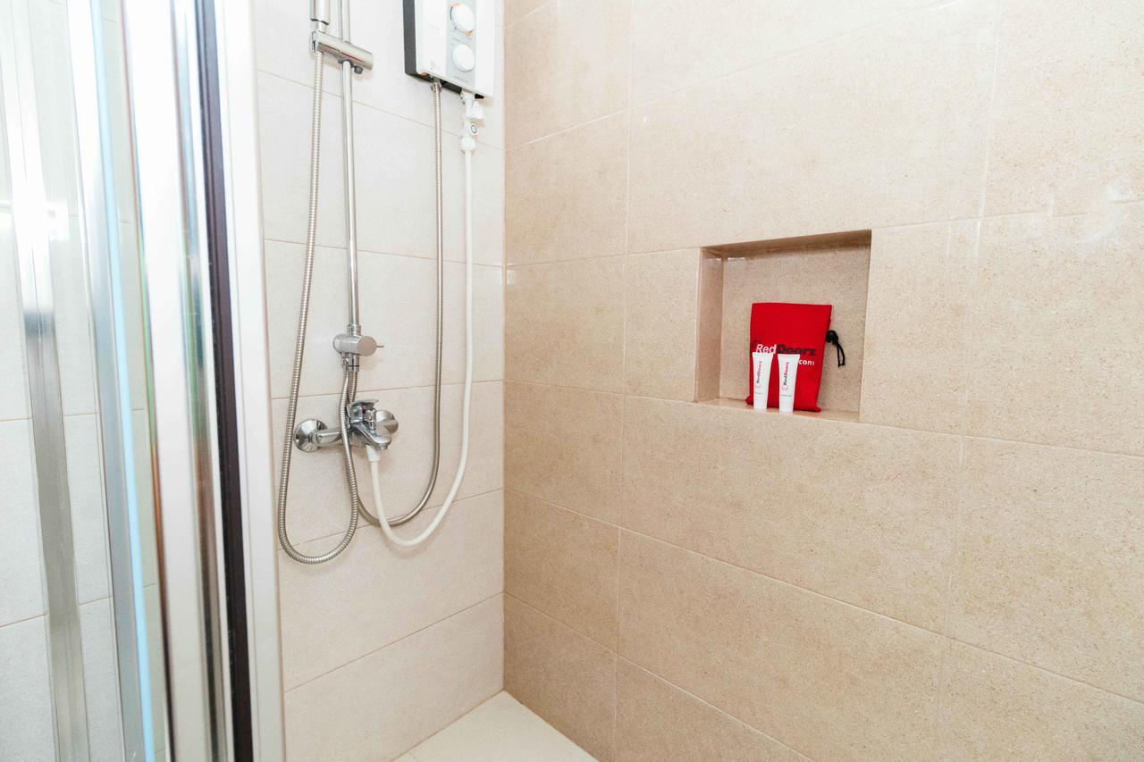 Reddoorz Premium @ Sampaloc Makati Makati City Exterior foto