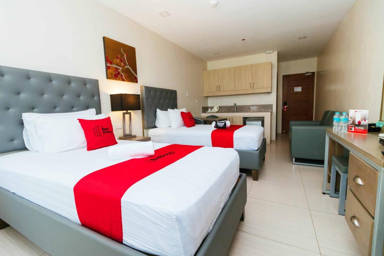 Reddoorz Premium @ Sampaloc Makati Makati City Exterior foto